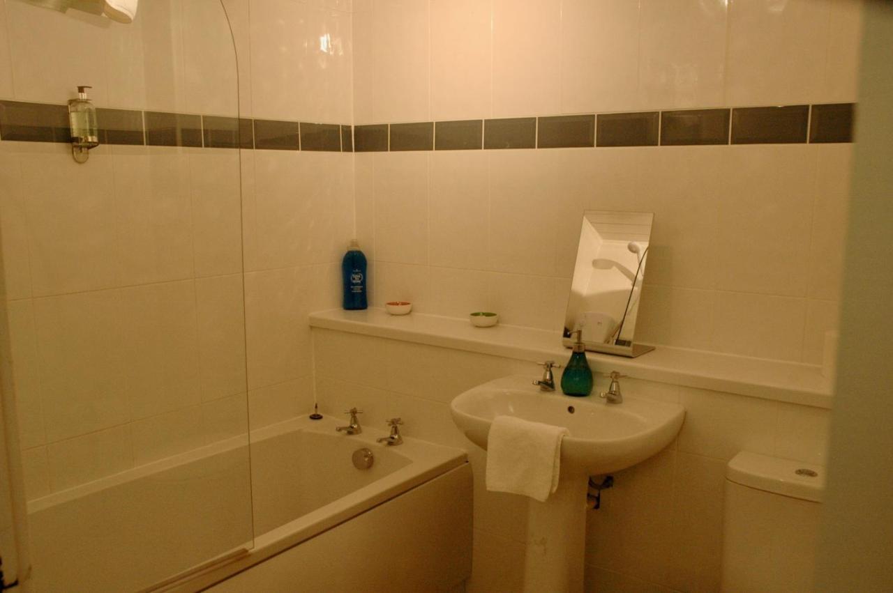 Fabulous Stylish Flat In Merchant City & Free Secure Parking กลาสโกว์ ภายนอก รูปภาพ