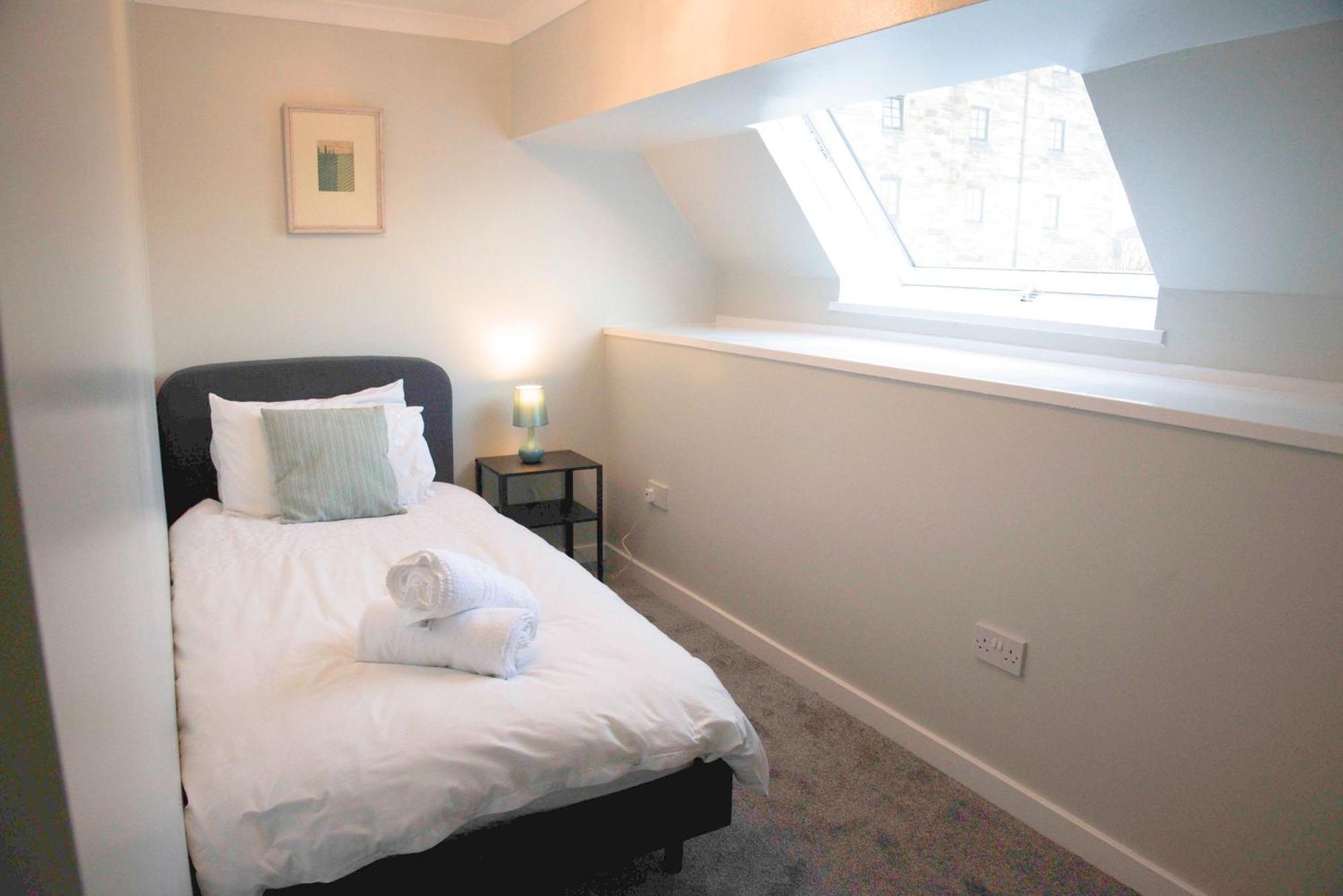 Fabulous Stylish Flat In Merchant City & Free Secure Parking กลาสโกว์ ภายนอก รูปภาพ
