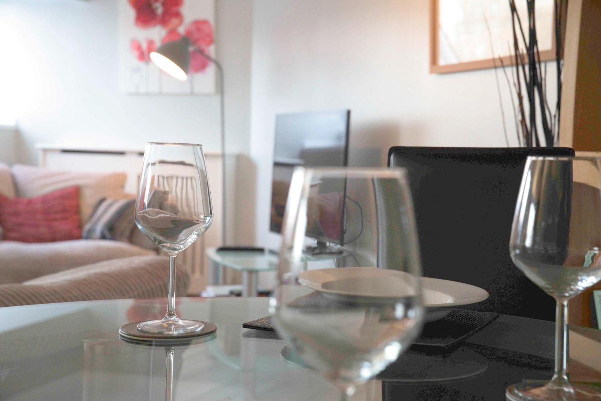 Fabulous Stylish Flat In Merchant City & Free Secure Parking กลาสโกว์ ภายนอก รูปภาพ